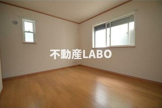 SUN-JI HOUSEの洋室