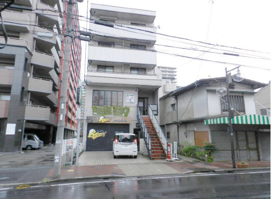 大津市栄町の店舗一部