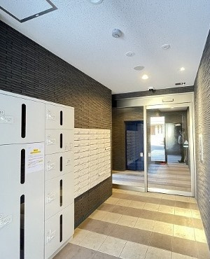 熊本市中央区新町３丁目の賃貸マンションのエントランス