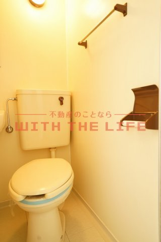 メゾンド・プレザージュ【キャッシュバック対象物件】のトイレ|清潔感のあるトイレです※現状優先