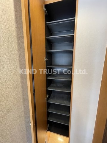 アスティナ天神橋の収納|ちょっとした収納スペースも充実しています