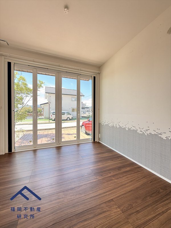 小郡市三沢　戸建ての洋室