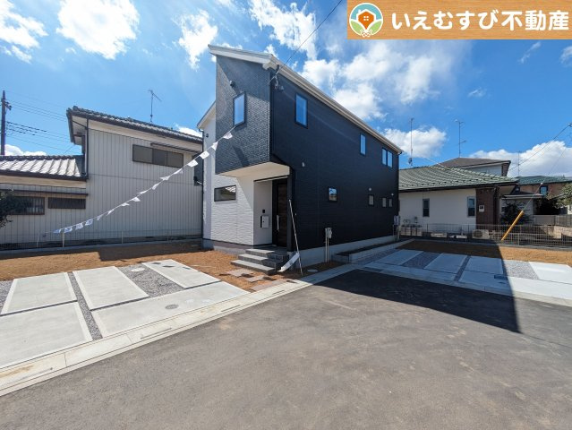 Ricca 深谷市上柴町29期の前面道路含む現地写真|充分な広さの前面道路
間口が広くお車の出し入れも問題なく行えるスペースが確保されています♪