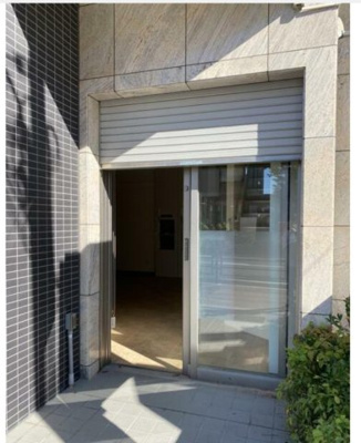 【エントランス】 | リーリックⅦ　１-２階　貸店舗事務所