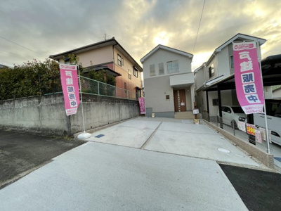 【外観】 | 春日井市藤山台11期　全2棟<仲介手数料無料　藤山台小学校・藤山台中学校＞ | 外はこのようになっています