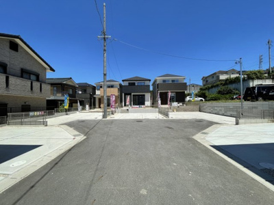 【外観】 | 日進市第1浅田平子 全2棟　＜仲介手数料無料＞西小・日進西中　新築一戸建て | 撮影
社長の村田です！
自らプレイヤーとして営業しています
長年の経験と実績から皆様により良いマイホーム購入のご提案をいたします。
住宅ローンの不安や購入後の不安等何でもご相談ください。