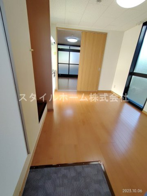 【玄関】 | L代田 | 別部屋写真です。