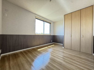 【洋室】 | シャーメゾン坪生南 | 使い勝手のいい洋室です