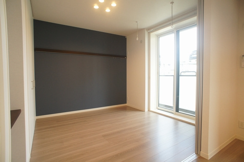 クレスティークの洋室