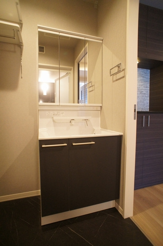 クレスティークの洗面所