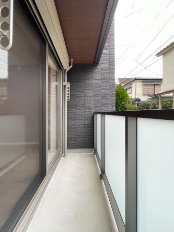 Ｄｅｂｕｔのバルコニー