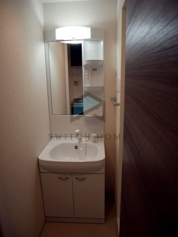 【独立洗面台】 | Luxe布施南Ⅱ | ※同シリーズLuxe布施南のお写真を掲載しております。ご注意下さい。