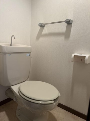 【トイレ】 | サンアベニュー大楠 | 別号室の写真になります。現況優先。