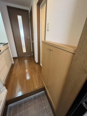 【玄関】 | ピュア大橋弐番館 | 別号室の写真になります。現況優先。