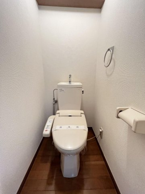 【トイレ】 | ピュア大橋弐番館 | 別号室の写真になります。現況優先。