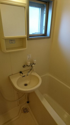 【洗面所】 | ラフォーレ博多駅前 | 別号室の写真になります。現況優先。別号室の写真になります。現況優先。