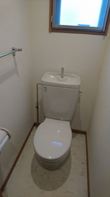 【トイレ】 | ラフォーレ博多駅前 | 別号室の写真になります。現況優先。