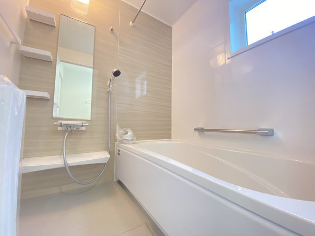 【浴室】 | 「アイパッソの家」熊本市北区清水東町1号地 | ☆清潔感のある浴室♪1日の疲れも癒せそうです☆