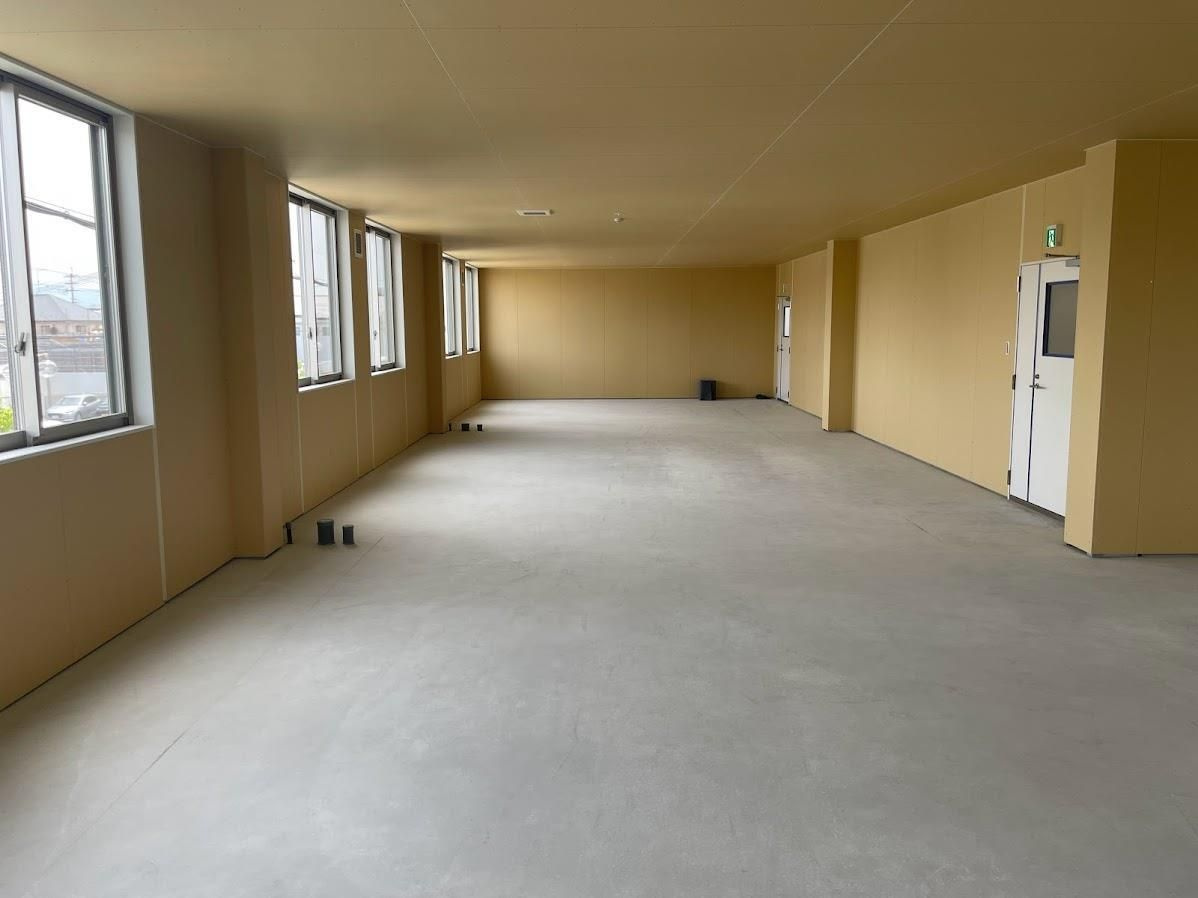 近江八幡市出町の事務所の内装|内装です