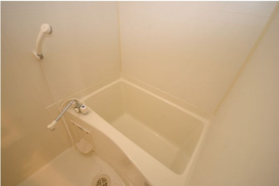 【浴室】 | リブレアタウン井尻B棟 | 別号室の写真になります。現況優先。