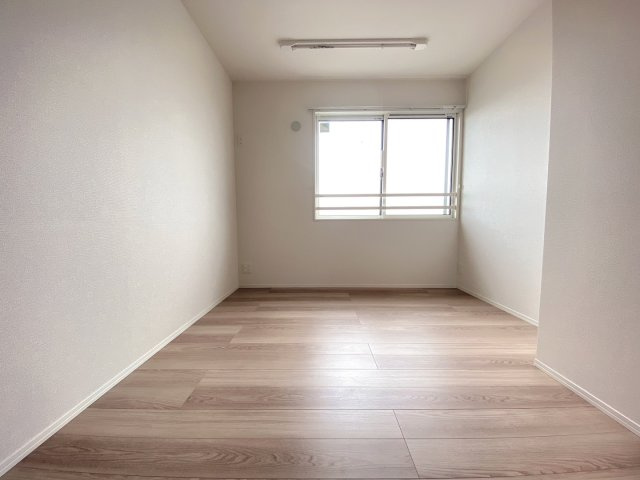 エスト山王の寝室