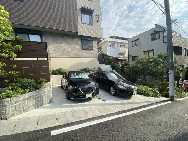 シャーメゾンガーデンズ旭が丘の駐車場|☆神戸市垂水区　シャーメゾンガーデンズ旭が丘☆