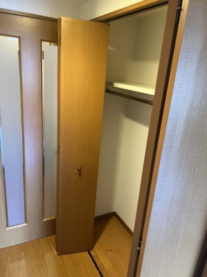 【収納】 | ピュアドーム博多ファインビュー | 別号室の写真になります。現況優先。
