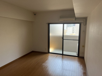 【バルコニー】 | ピュアドーム博多ファインビュー | 別号室の写真になります。現況優先。