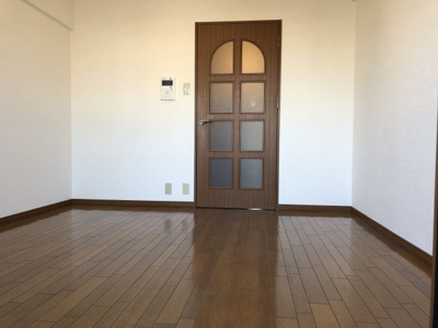 【洋室】 | ダイアパレス県庁前 | 別号室の写真になります。現況優先。