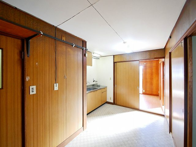 西栄マンションの内装