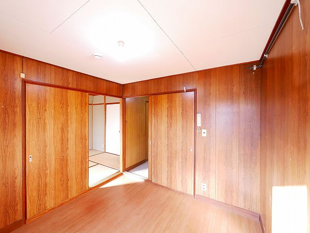 西栄マンションの内装