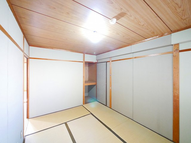 西栄マンションの内装
