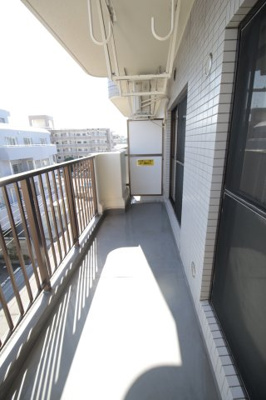 【バルコニー】 | フルネスライズハチケン | バルコニー付きです