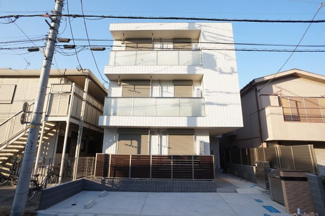 【外観】 | 1フロア1世帯からなる3階建てヘーベルメゾンです