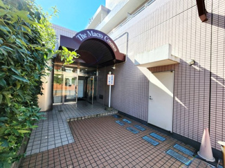 【エントランス】