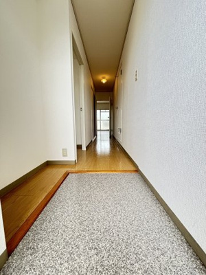 【玄関】 | ウエストハイツ