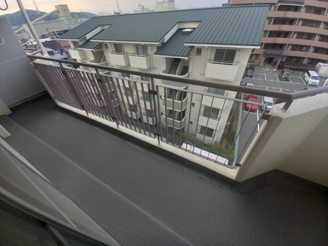 【バルコニー】 | ウエストハイツＰ1