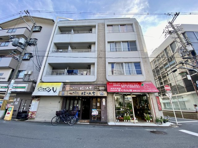 ベルフラワー御殿山の外観