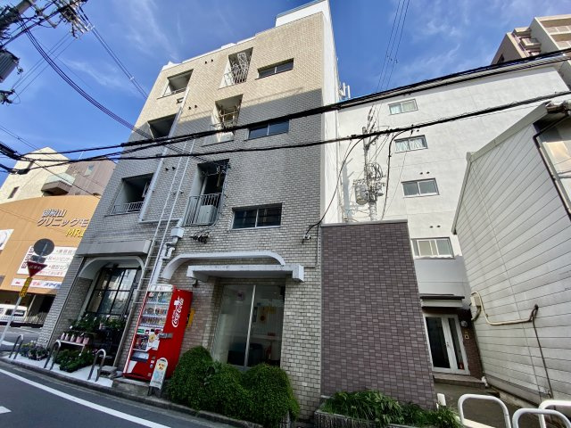 ベルフラワー御殿山の外観