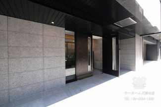 【エントランス】 | プレサンス　ＤＯＭＥＣＩＴＹ　コレーレ | 建物の内部です