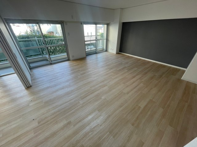 東急ドエル摩耶の居間・リビング