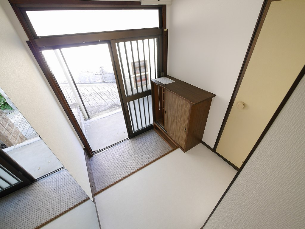 カシェット垂水の玄関