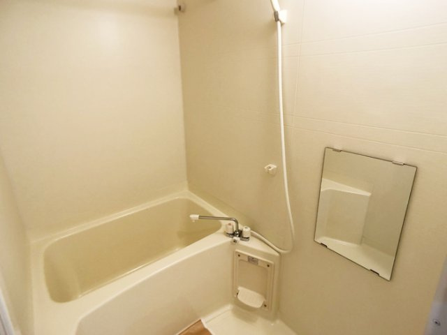 アバンティ江俣 Ⅱの浴室|浴室