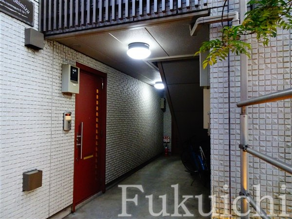 アーチヒル清水のエントランス