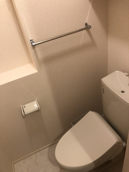 カーサ・ラッフィナートⅢのトイレ|トイレ