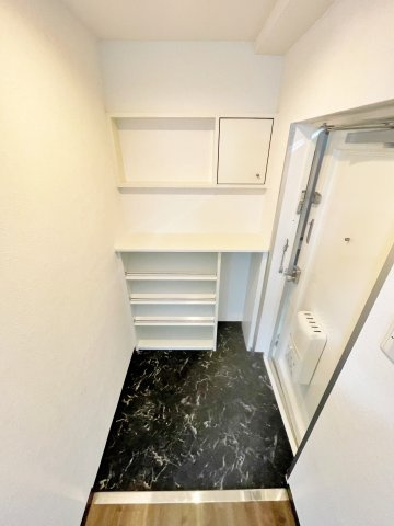 シャトー豊田の玄関