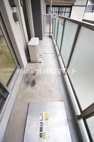 エステムコート難波WESTSIDEⅡベイフレックスのバルコニー