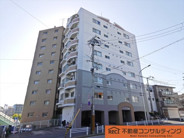 ロータリー西灘の外観