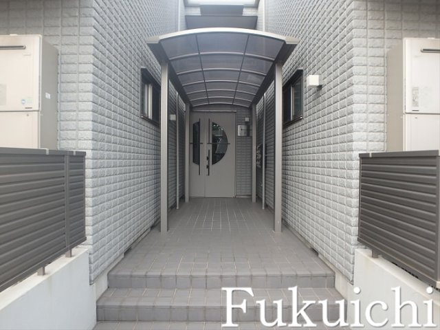 メゾンドフォンテーヌのエントランス