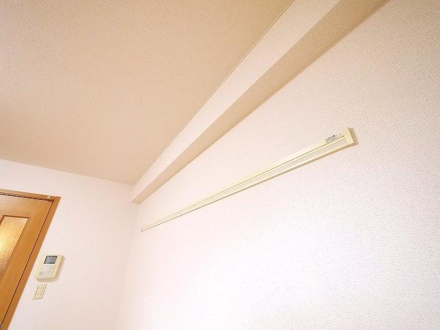 コモドビラⅦの設備|洋服掛け